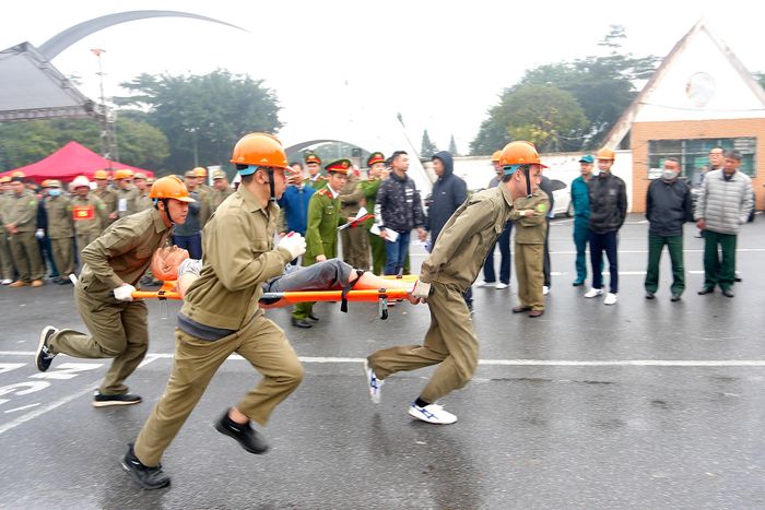 Các đội thi được xác định là hoàn thành nhiệm vụ khi về đích sau khi dập được lửa, đưa được người bị nạn về đích...
