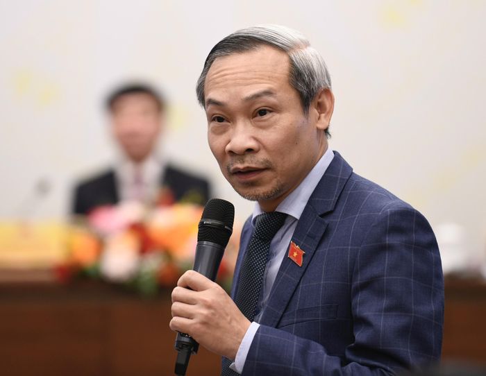 Ủy viên Thường trực Ủy ban Kinh tế của Quốc hội Phan Đức Hiếu thông tin thêm về dự án Luật Đất đai (sửa đổi) vừa được Quốc hội thông qua.
