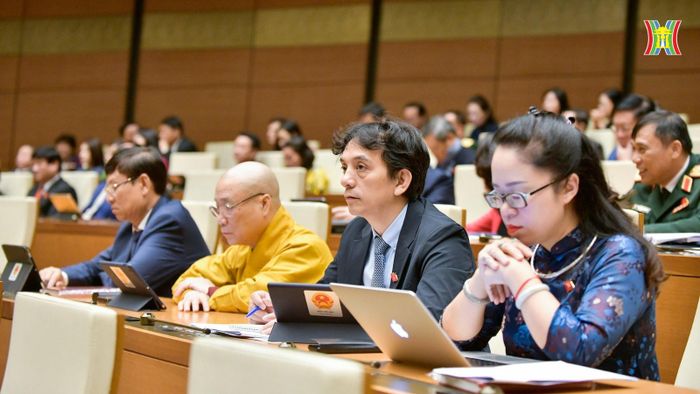 Tại kỳ họp bất thường lần thứ 5, dự thảo Luật Đất đai sửa đổi đã tiếp tục nhận được sự quan tâm lớn của các đại biểu