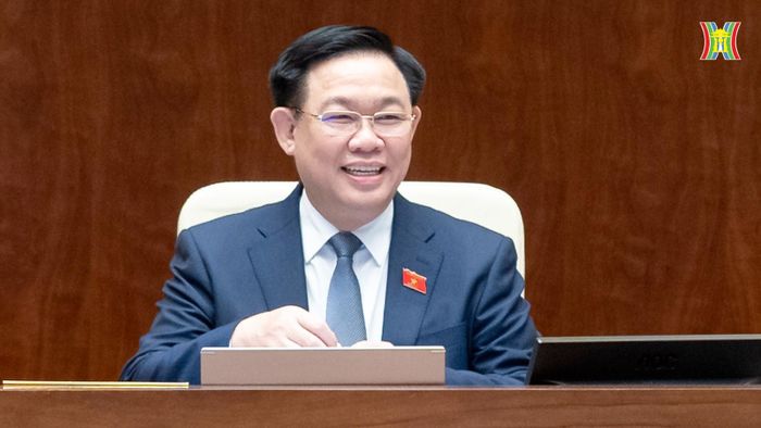 Chủ tịch Quốc hội Vương Đình Huệ tại phiên họp sáng nay