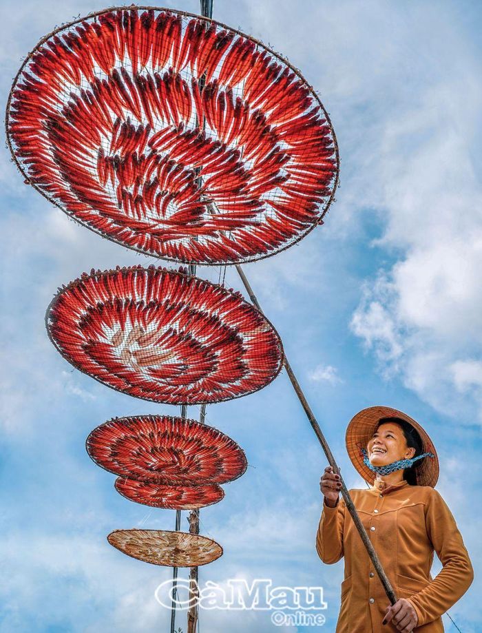 Cá kèo đỏ xứ Ðất Mũi Cà Mau - món quà dành cho du khách.