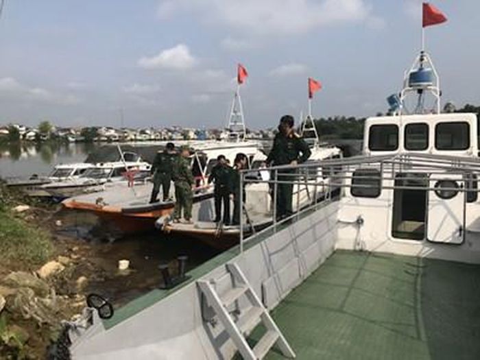 Đăng kiểm tàu, thuyền quân sự.