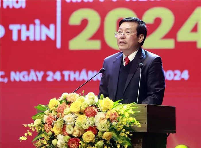 Chủ tịch UBND tỉnh Vĩnh Phúc Lê Duy Thành phát biểu khai mạc chương trình. Ảnh: Hoàng Hùng/TTXVN