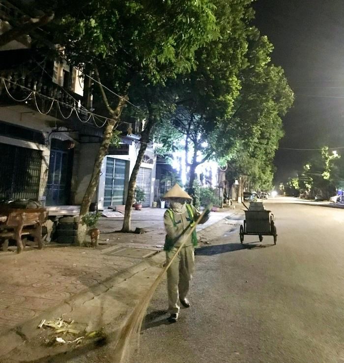 Hiện chị Nga là Tổ trưởng Tổ sản xuất số 4 của Công ty Cổ phần Quản lý công trình đô thị Bắc Giang
