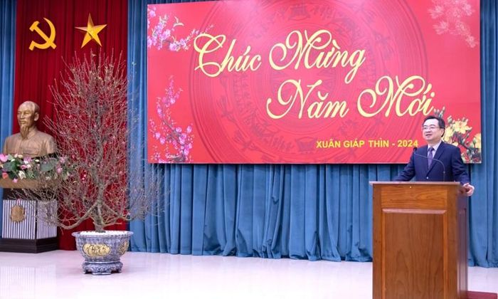 Bộ trưởng Bộ Xây dựng Nguyễn Thanh Nghị phát biểu tại buổi gặp mặt.