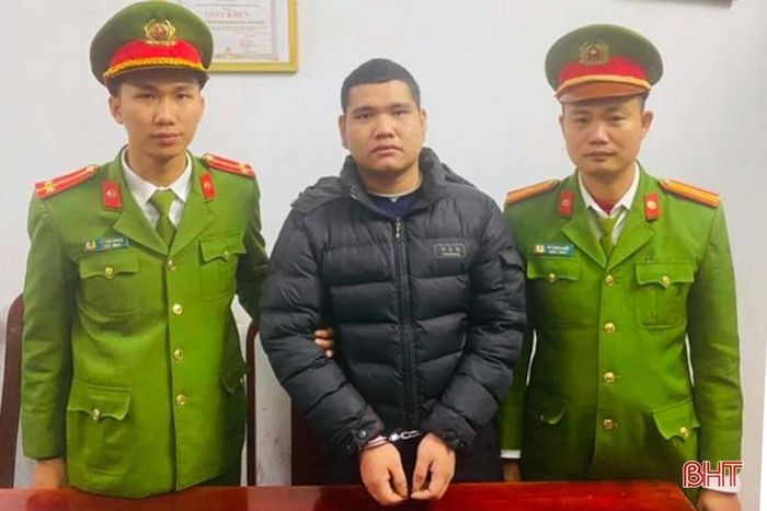 Sử dụng mạng xã hội lừa đảo XKLĐ, đối tượng Nguyễn Hoàng Huy bị Cơ quan CSĐT Công an huyện Nghi Xuân khởi tố về hành vi lừa đảo chiếm đoạt tài sản.