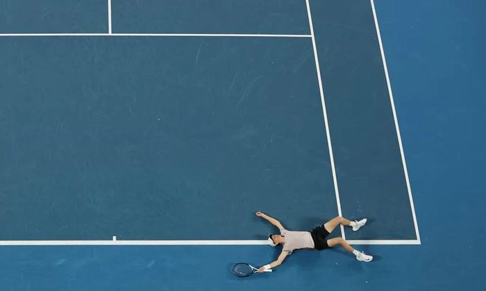Jannik Sinner ăn mừng sau màn ngược dòng để lên ngôi. (Nguồn: Getty Images)