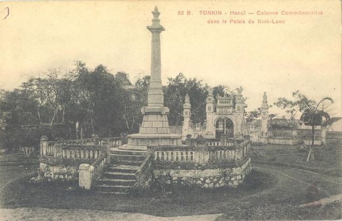 Cột vinh quang là kiến trúc biểu trưng