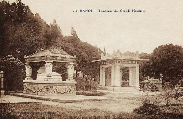 Mộ của những người trong gia đình