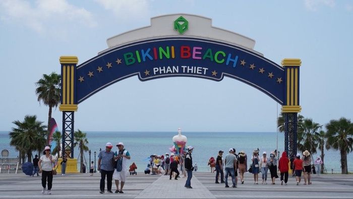 NovaWorld Phan Thiet là nơi diễn ra siêu lễ hội VibeFest với nhiều hoạt động hấp dẫn từ mùng 3 đến mùng 8 Tết Nguyên Đán .