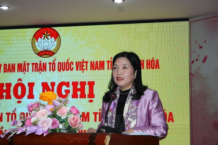 Trưởng Ban Dân vận, Chủ tịch Ủy ban MTTQ tỉnh Thanh Hóa Phạm Thị Thanh Thủy phát biểu kết luận tại hội nghị. Ảnh: Nguyễn Chung.