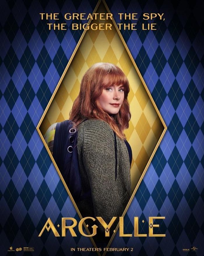 Bryce Dallas Howard trong vai Elly Conway