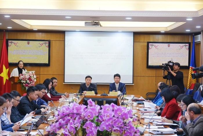 Toàn cảnh buổi họp báo