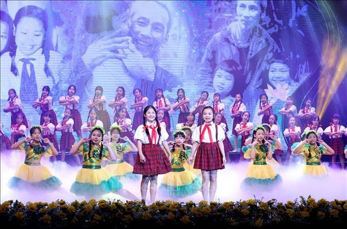 Tiết mục nghệ thuật biểu diễn trong chương trình. Ảnh: Phương Hoa/TTXVN