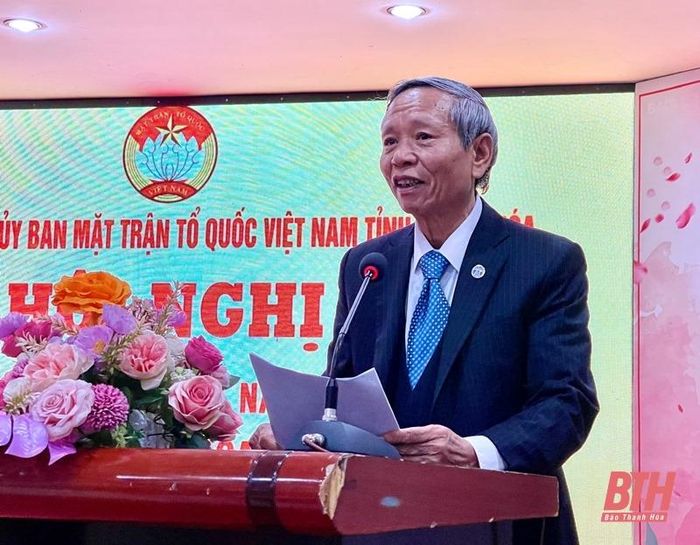 Đại biểu tham dự phát biểu ý kiến tại hội nghị.