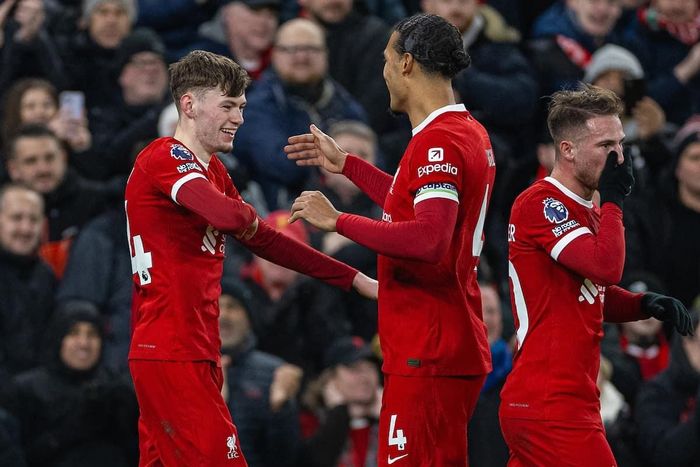 Liverpool trụ vững ngôi vương. Ảnh: This is Anfield.