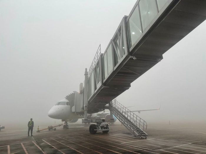  Sương mù dày đặc tại sân bay Nội Bài sáng 2/2. Ảnh: Bamboo Airways. 