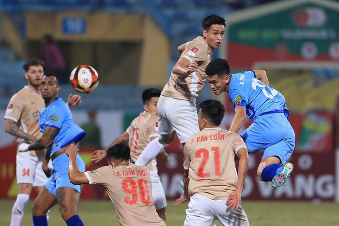 V.League sẽ trở lại sớm nên đa phần các CLB đều chỉ có quãng nghỉ Tết ngắn ngày. Ảnh: VPF.
