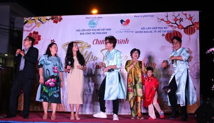 Các nghệ sĩ tham gia trình diễn, giao lưu văn nghệ tại chương trình