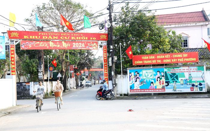  Một đoạn đường vào khối 10, phường Bến Thủy. Ảnh: Nguyên Nguyên 