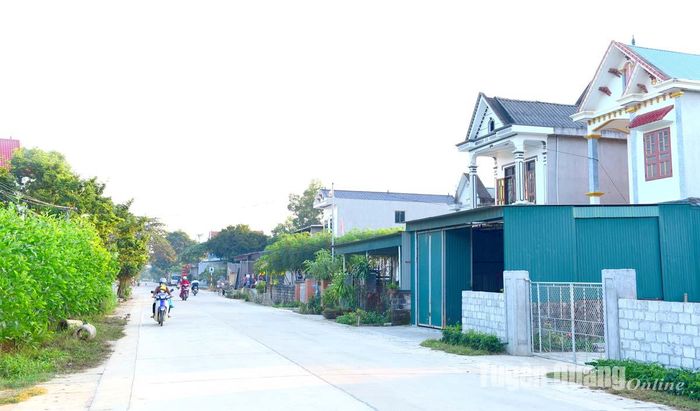 Khung cảnh nông thôn mới khang trang, sạch đẹp ở xã Hợp Hòa.