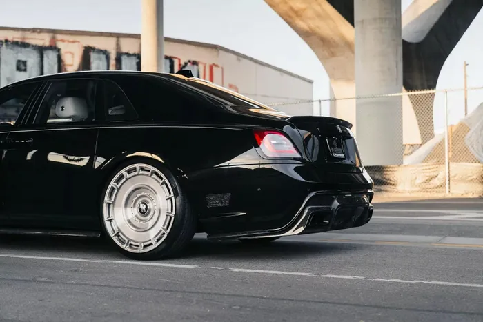 Ngắm Rolls-Royce Ghost với bản độ phong cách thể thao lạ mắt
