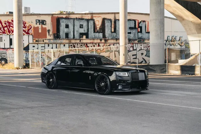 Ngắm Rolls-Royce Ghost với bản độ phong cách thể thao lạ mắt