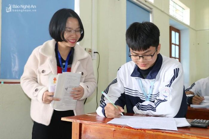  Một giờ học của học sinh Trường THPT Đô Lương 2. Ảnh: Mỹ Hà 