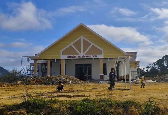 Các khu dân cư tập trung từng bước được đầu tư đồng bộ cơ sở hạ tầng thiết yếu phục vụ người dân - Ảnh: VGP/Minh Trang