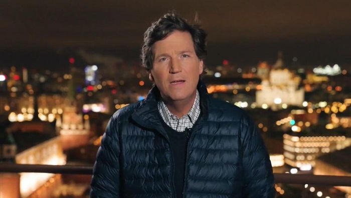 Nhà báo Mỹ Tucker Carlson.