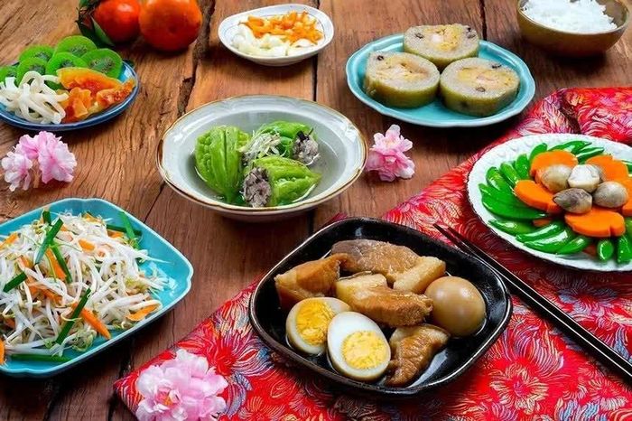 Nếu không biết cách bảo quản, đồ ăn trong gia đình sẽ giảm chất lượng, dễ gây bệnh ngày Tết. Ảnh: Shutterstock.