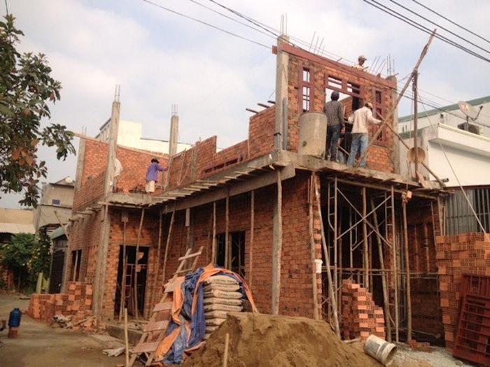 Theo quan niệm phong thủy, chọn tuổi đẹp xây nhà giúp quá trình thi công thuận lợi. (Ảnh minh họa)