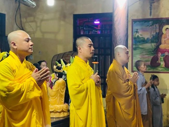 Chí tâm đảnh lễ