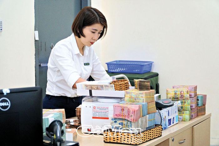 Giao dịch qua kênh số của các chi nhánh ngân hàng trong tỉnh tính từ đầu năm 2023 đến nay đạt hơn 26,5 triệu lượt, với doanh số hơn 270 ngàn tỷ đồng.