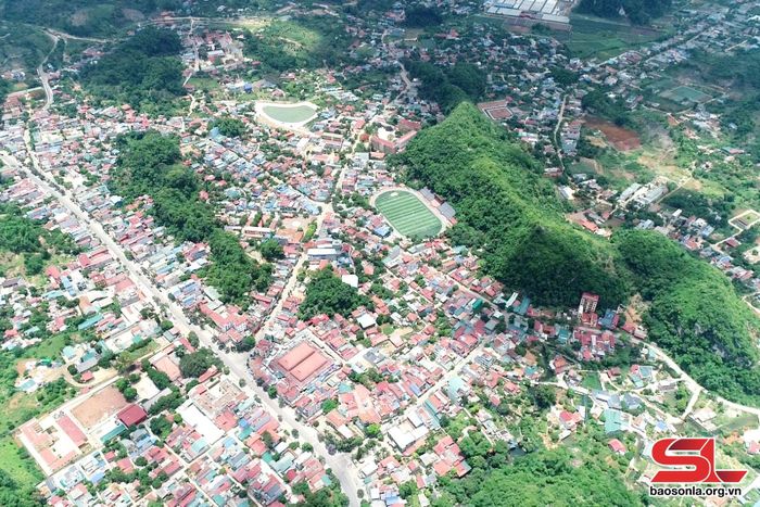 Toàn cảnh thị trấn Mộc Châu.
