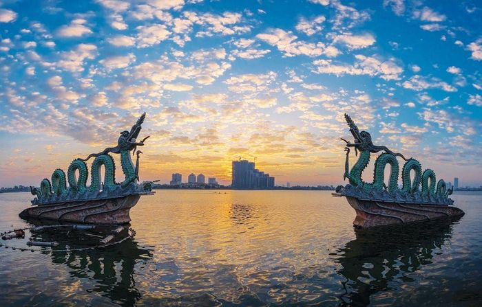 Hào khí Thăng Long. Ảnh: Trung Hiển