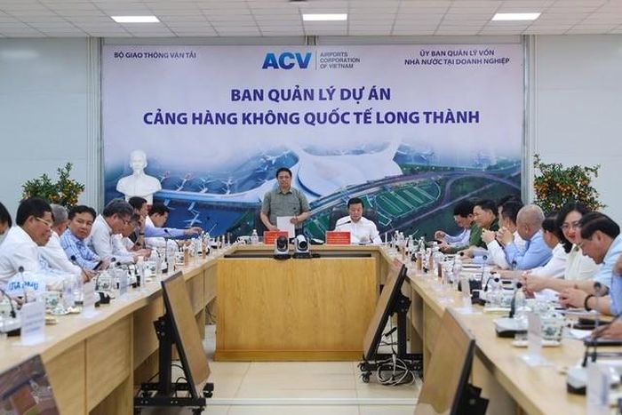 Thủ tướng chủ trì cuộc làm việc với các, bộ, ngành địa phương tại Dự án