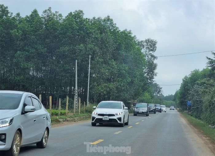 Tuyến đường được các tài xế đánh giá chạy rất "mượt" do mặt đường tốt, ít ổ gà, ổ voi, cũng ít khúc cua nguy hiểm. 