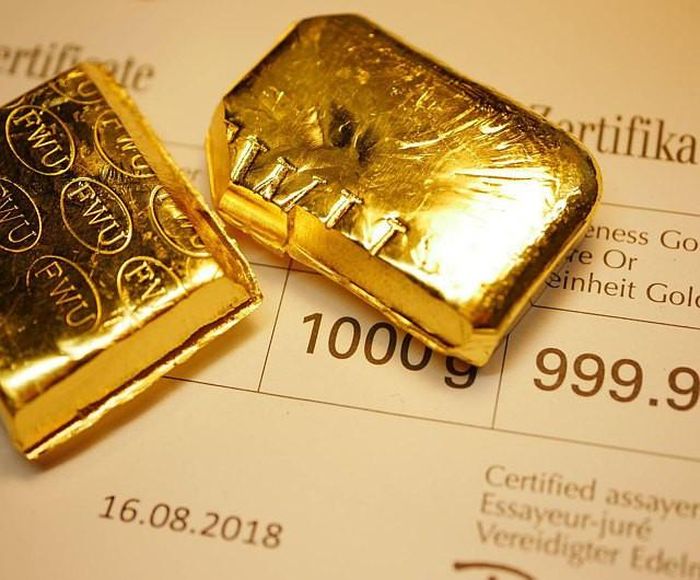 Giá vàng 15/2 quanh mốc 78 triệu đồng/lượng