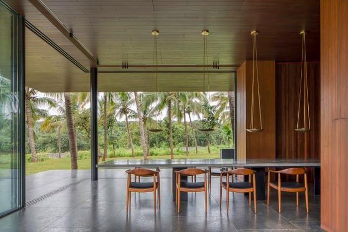 Phòng ăn ngôi nhà (Ảnh: ArchDaily)