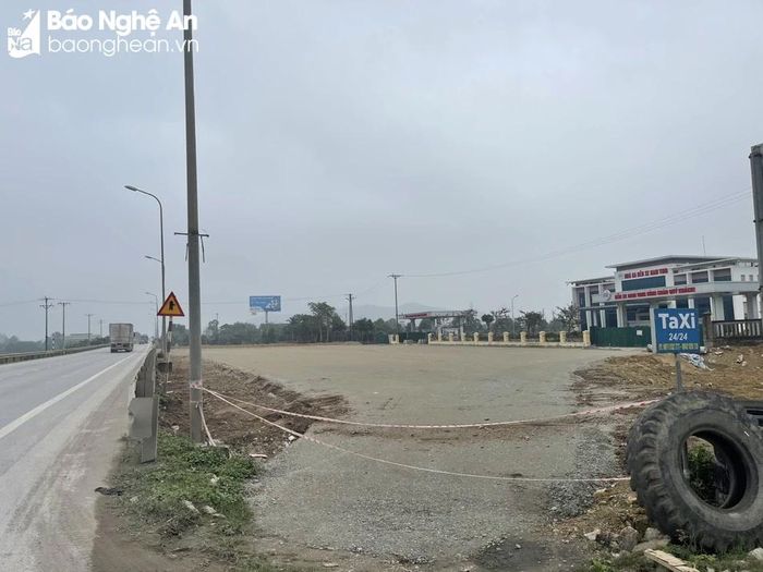  Phía chủ đầu tư cho biết, việc thi công điểm đấu nối sẽ được hoàn thiện trong thời gian tới. Ảnh: TĐ 