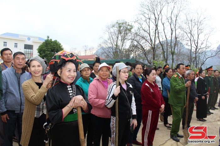 Đông đảo nhân dân Thị trấn tham gia Lễ phát động.