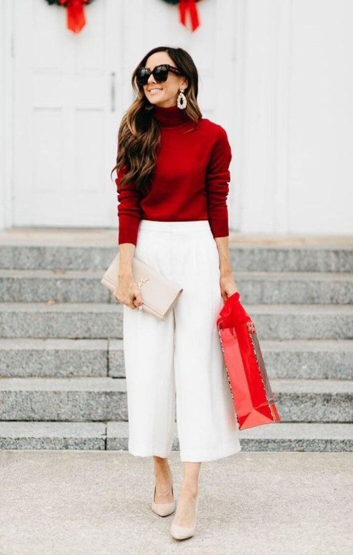 Trang phục đỏ - trắng là cách phối đồ mà rất nhiều tín đồ thời trang lựa chọn. 