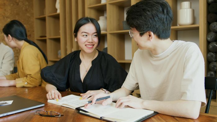 Cuộc sống quá ngắn để lãng phí thời gian cho công việc không phù hợp. Ảnh minh họa: Artem Podrez/Pexels.