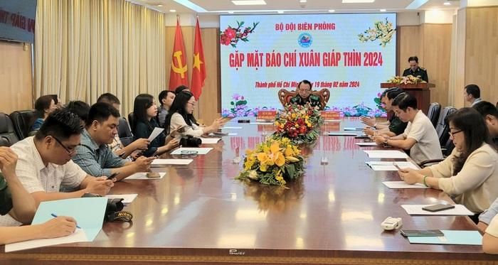 Bộ Tư lệnh Bộ đội Biên phòng gặp mặt báo chí xuân Giáp Thìn 2024