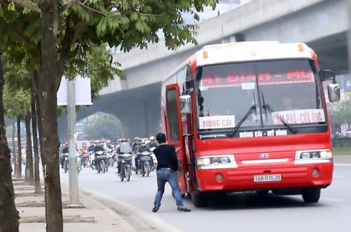Hà Nội sẽ tổ chức các đợt thanh tra, kiểm tra chuyên đề về hoạt động của xe ô tô vận tải hành khách.
