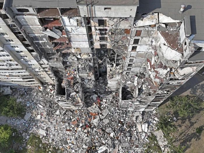  Cảnh tàn phá do xung đột tại Kharkiv, miền Đông Ukraine, ngày 30/8/2022. (Ảnh: Kyodo/TTXVN) 