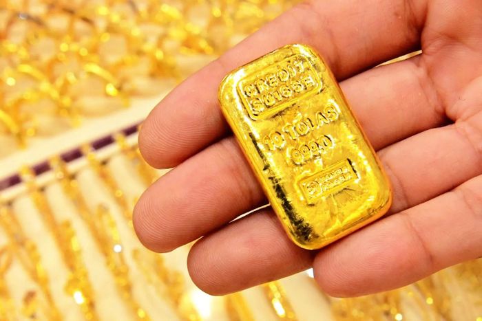 Giá vàng trong nước biến động theo chiều tăng, vàng SJC đảo chiều tăng mạnh tới 300.000 đồng mỗi lượng. (Ảnh minh họa)