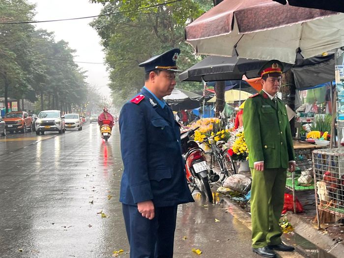 Xử lý chợ cóc tại quận Bắc Từ Liêm.