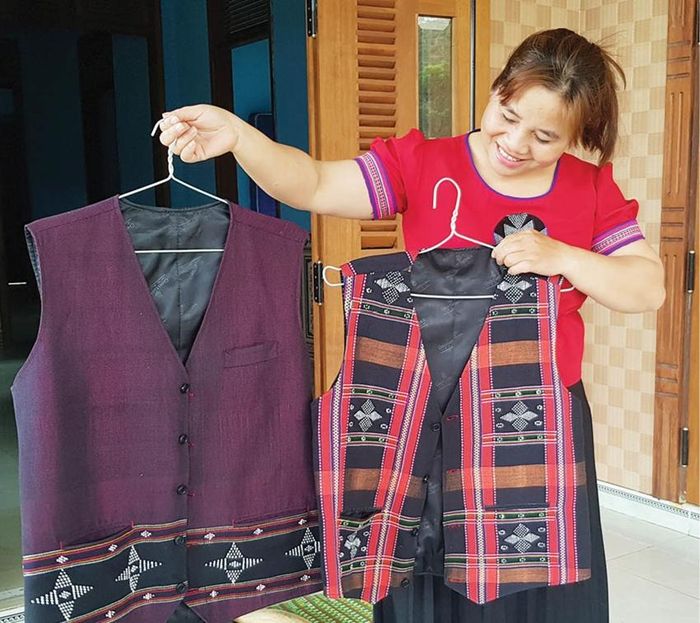 Những mẫu dèng lên trang phục công sở cho nam giới 